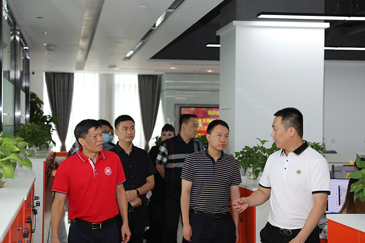 华体会hth·(体育)(中国)官方网站人力集团